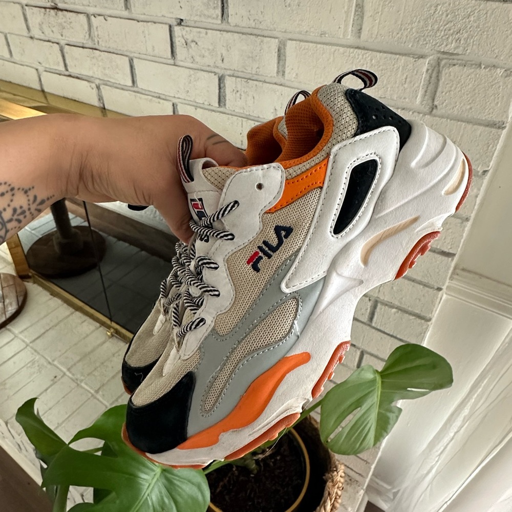 Women’s Fila sneakers
